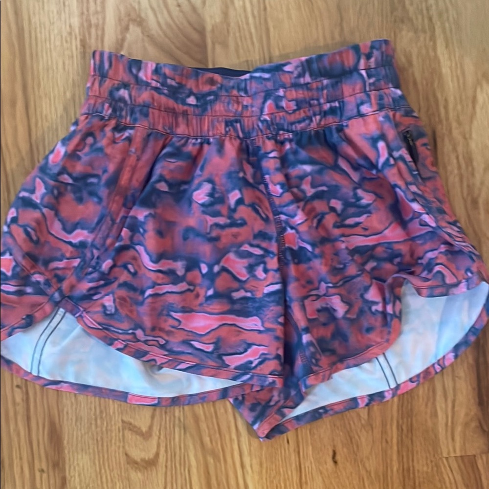 Lululemon Women's Pink and Blue Patterned Shorts size 4. 4 inch inseam
